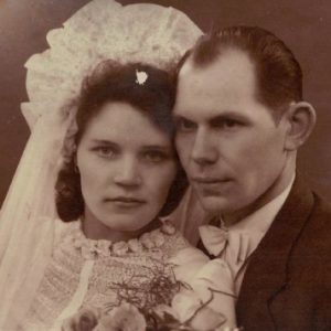 1945 r. Pierwszy po wojnie ślub Anny i Czesława Kokorzyckich